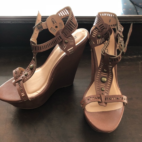 Women’s Summer Wedges sz 8 - Picture 2 of 5